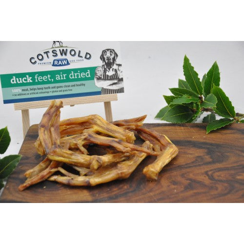 COTSWOLD DUCK FEET, AIR DRIED 100G APPROX 10 FEET